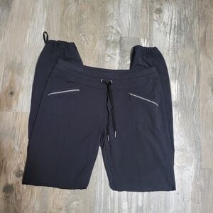 Athleta jogger style pants size medium